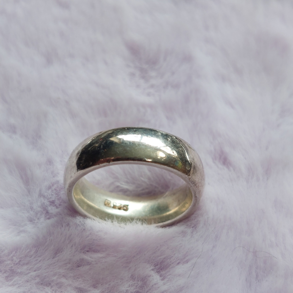 Heavy sterling silver stamped 925 size 6